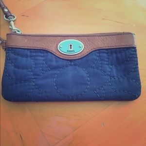Fossil wristlet